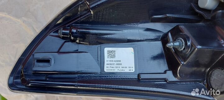 Задний фонарь Тойота Рав 4