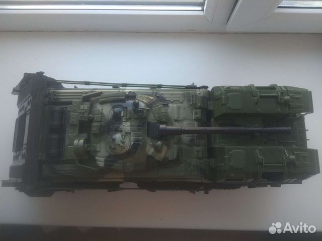 Танк военный