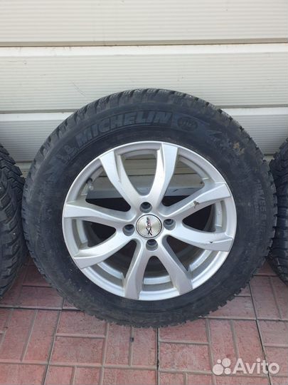 R15 Michelin X-Ice North 3 195/65, PCD 5x100 DIA 54.1