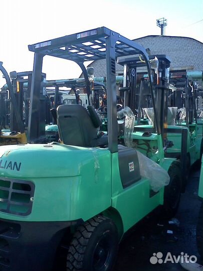 Вилочный погрузчик Dalian CPCD35BB, 2023