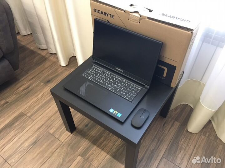 Игровой Gigabyte G7 17.3