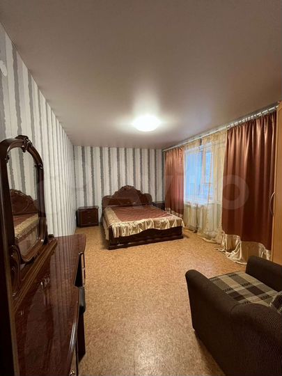 2-к. квартира, 63 м², 2/9 эт.