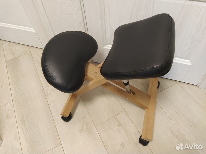 Стул ортопедический коленный