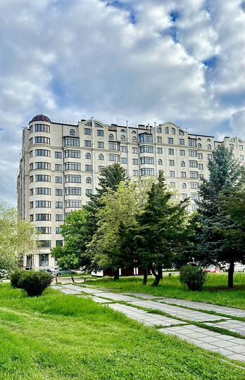3-к. квартира, 94 м², 6/10 эт.