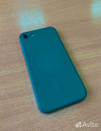 iPhone SE, 64 ГБ