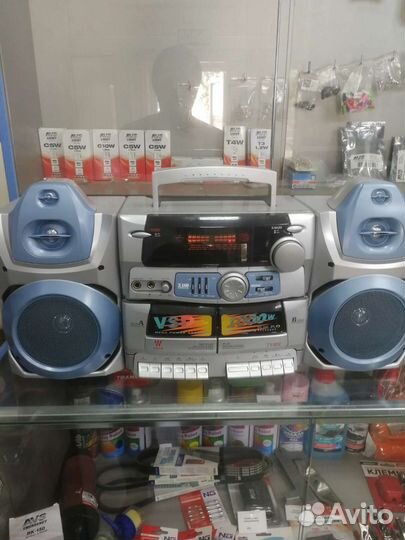 Музыкальный центр