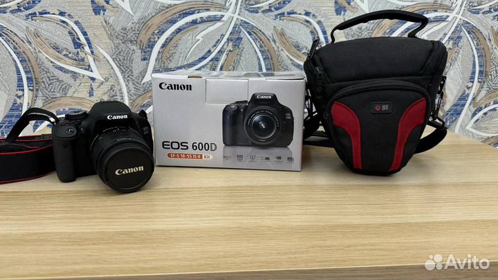 Новый Canon eos 600d kit EF-S 18-55mm f/3.5-5.6 IS