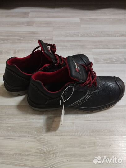 Спецобувь мужская демисезонная 43 размер
