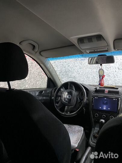 Skoda Octavia 1.4 МТ, 2011, 150 000 км