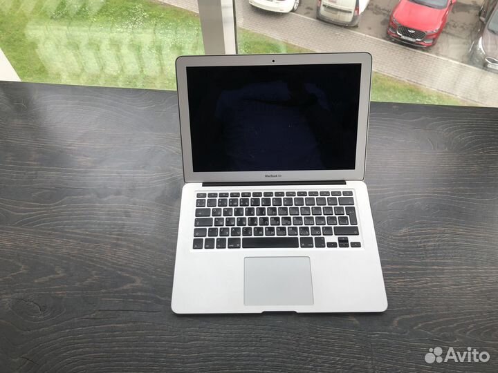 Apple MacBook Air 13 Intel i7, 250 Gb, 4 Gb (1369)