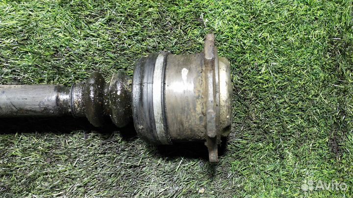 Полуось передняя (привод) Audi A8