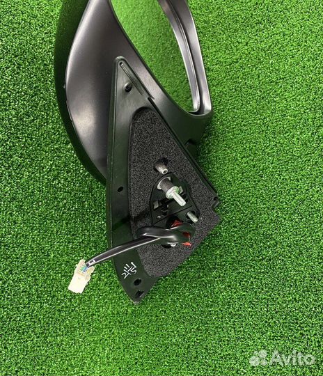 Зеркало правое Лэнд Крузер Прадо