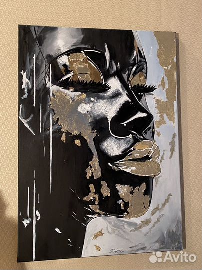 Картина маслом на холсте фактурная золотая поталь