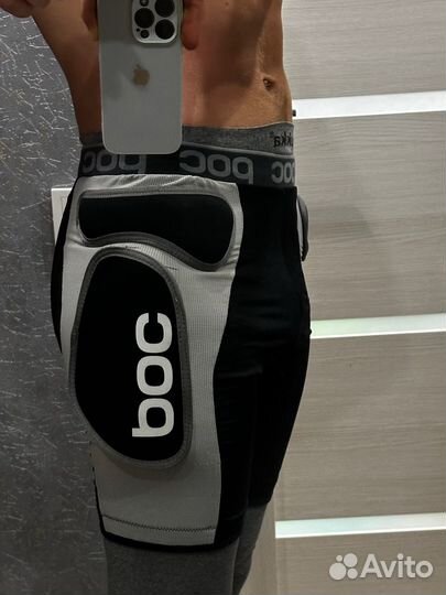 Защитные шорты POC