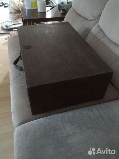 Сундук деревянный