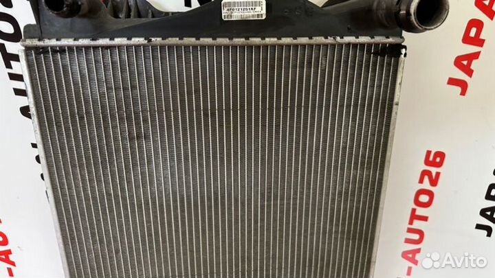 Радиатор охлаждения двигателя Audi A6 C6 2.8 ccea