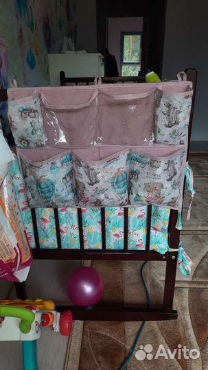 Органайзер на кроватку