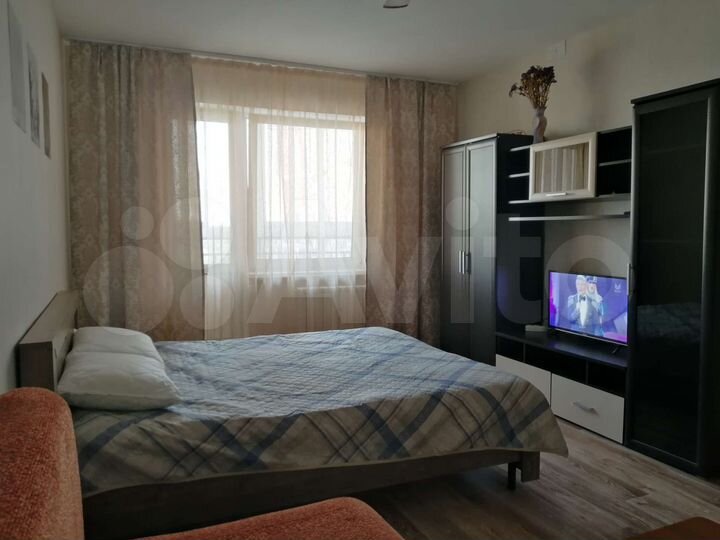 1-к. квартира, 42 м², 8/16 эт.