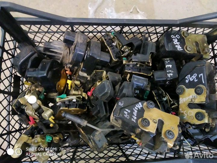 Замки дверей Jeep Grand Cherokee 93-10 г