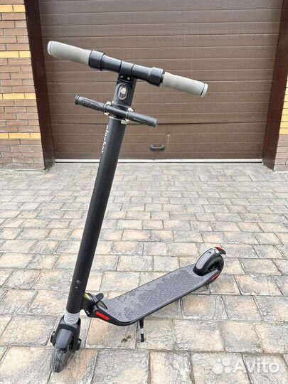 Ninebot es1 электросамокат