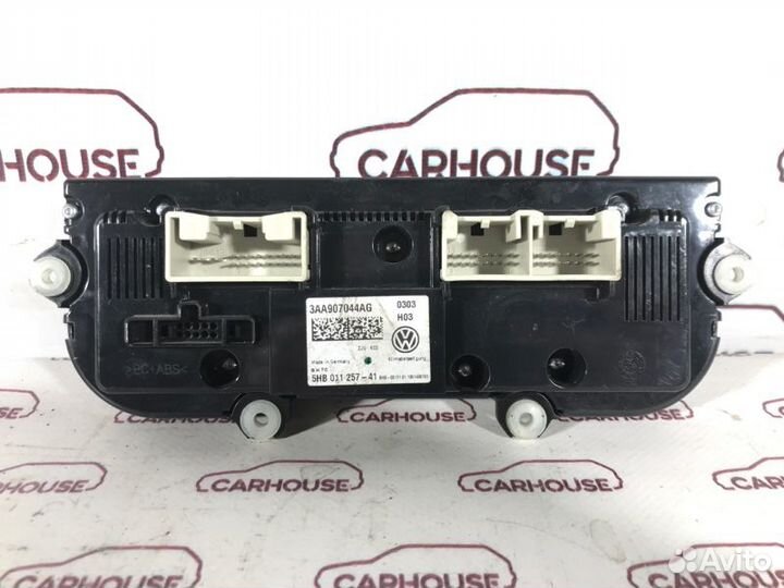 Блок управления климат-контролем Volkswagen Jetta