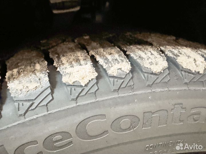 Continental IceContact 2 245/45 R18