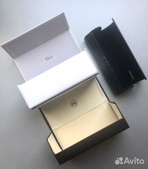 Футляры для очков