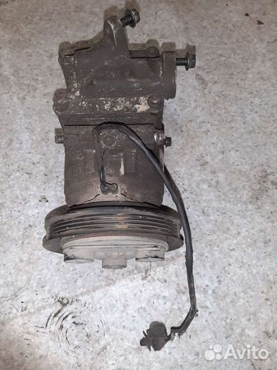 Компрессор кондиционера Киа Спектра