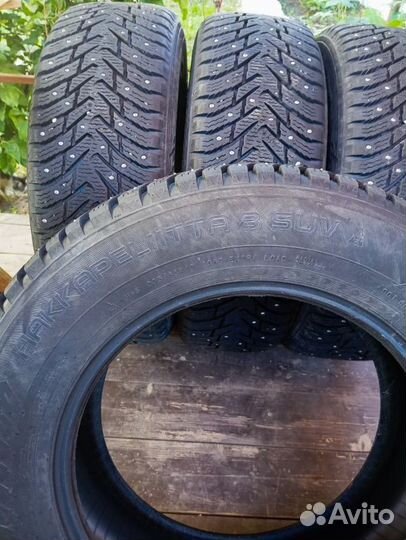 Nokian Tyres Hakkapeliitta 8 SUV 235/65 R17