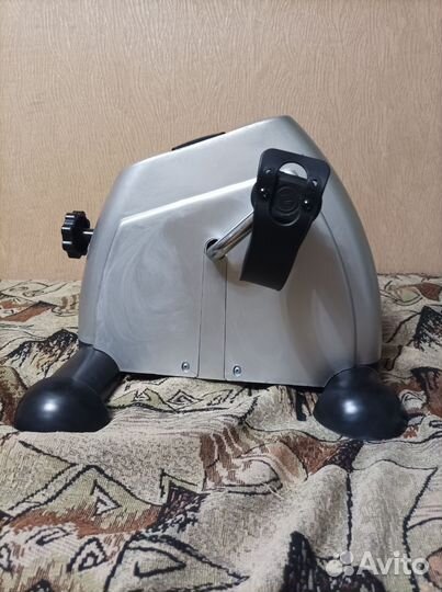 Мини велотренажёр для рук и ног с компом исправен