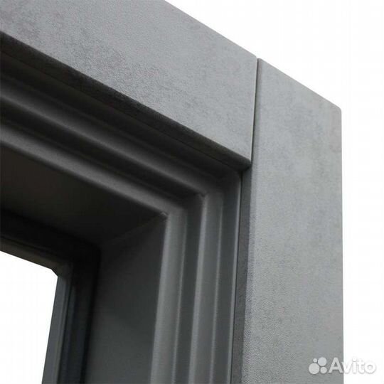 Дверь входная металлическая с зеркалом/не бу