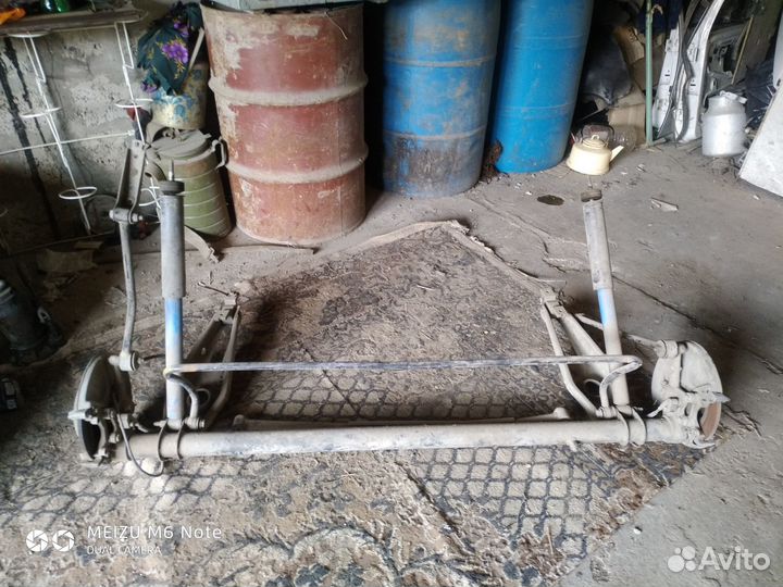 Saab 9000 балка