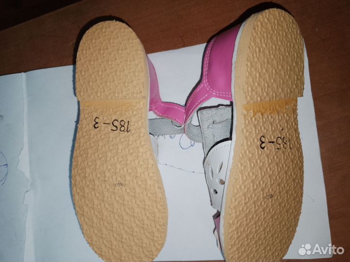 Сандалии для девочки18. 5