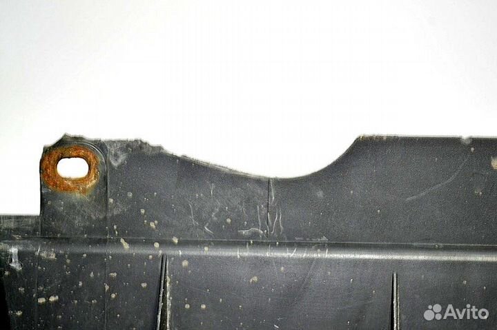 Верхний пыльник радиатора mercedes-benz Actros MP4