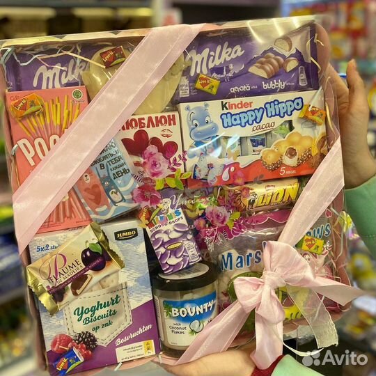 Орехи в шоколаде, коробочка сладостей (подарок)