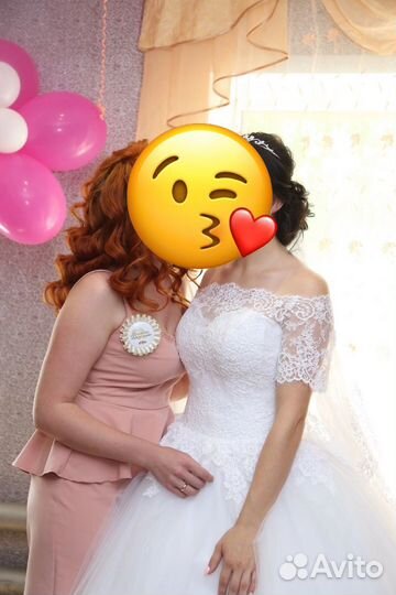 Свадебное платье