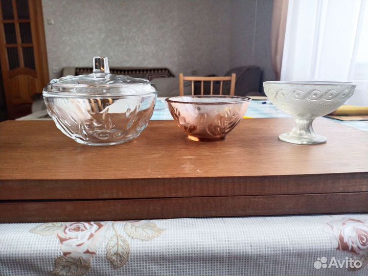 Ваза для фруктов,конфетницы, салатники стекло СССР