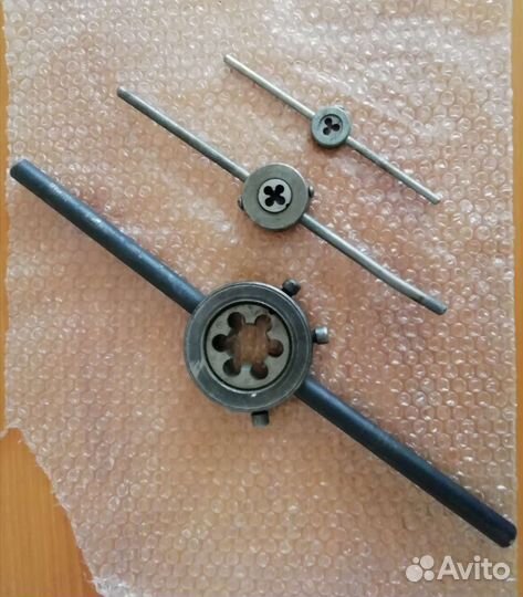 Плашки и плашкодержатели СССР