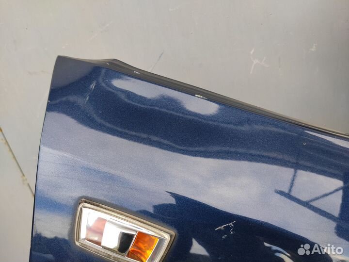 Крыло переднее правое на Opel Zafira B