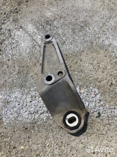 Кронштейны крепления МКПП Опель Корса D 1.4л