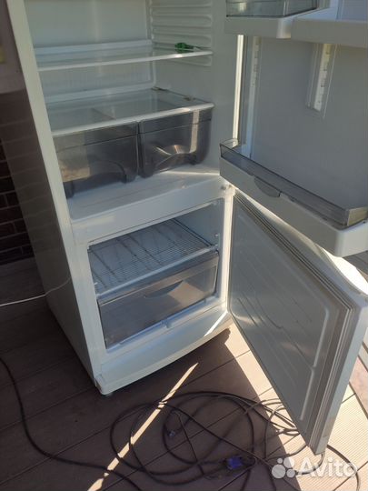 Холодильник атлант бу