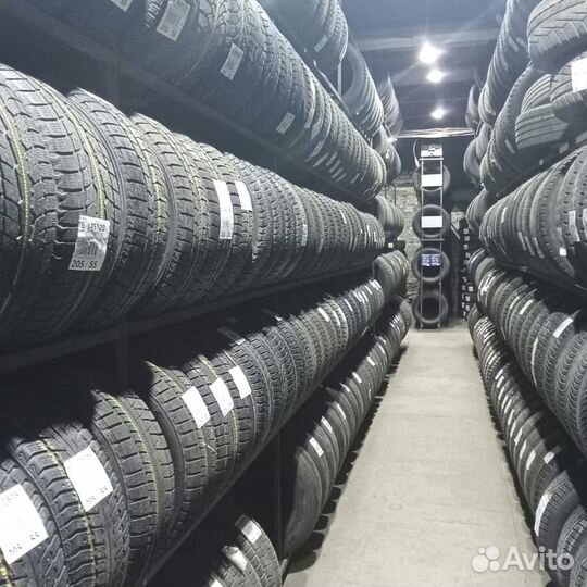 Nokian Tyres Hakkapeliitta R2 215/65 R16 97L