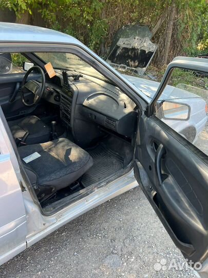 В разборке ваз 2115