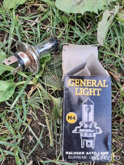 Комплект фар Москвич 2140 новые с запасной лампой