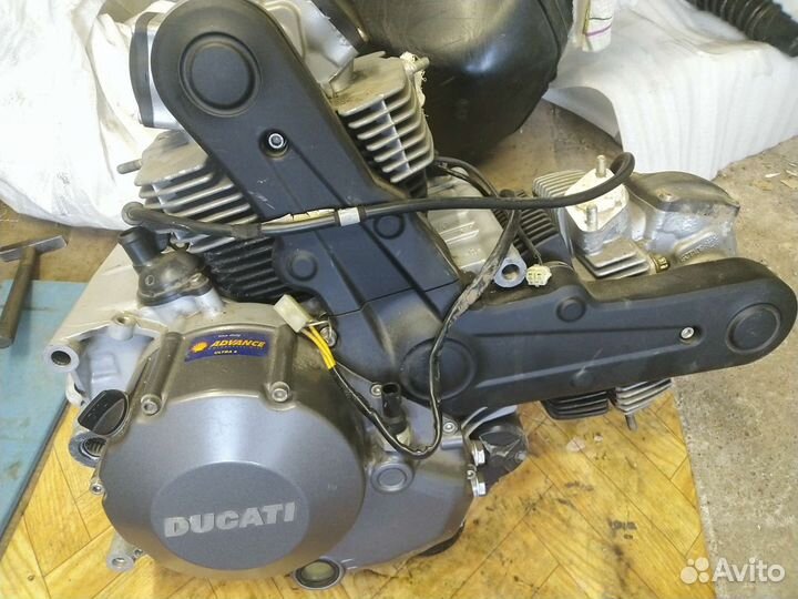 Ducati monster 696