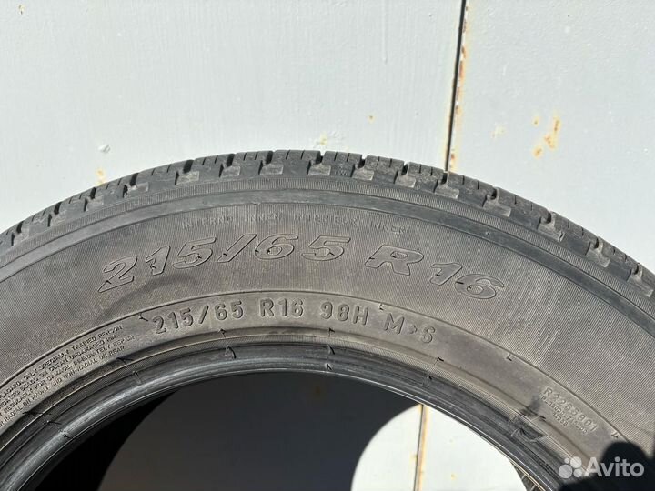 Pirelli Scorpion 215/65 R16