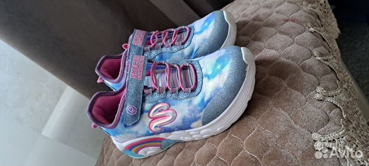 Кроссовки skechers светящиеся