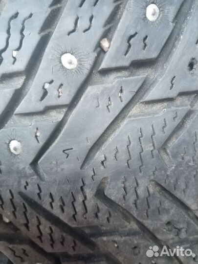 Nokian Tyres Hakkapeliitta 8 215/60 R16 99T