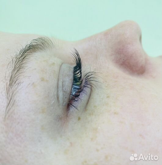 Стрейчинг ресниц