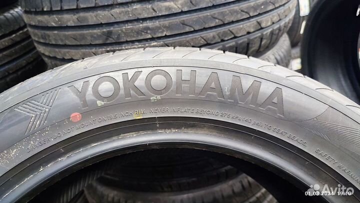 Yokohama Advan Sport V105S 245/40 R18 97Y